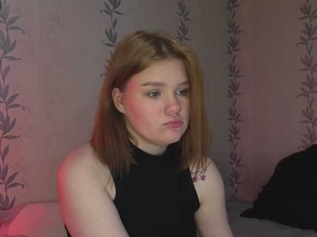 KissShine live cam on BongaCams