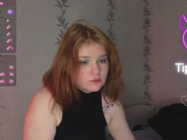 KissShine live cam on BongaCams
