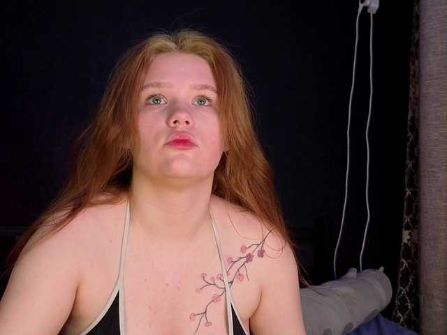 модель KissShine
