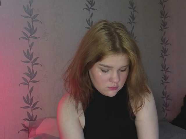 KissShine live cam on BongaCams