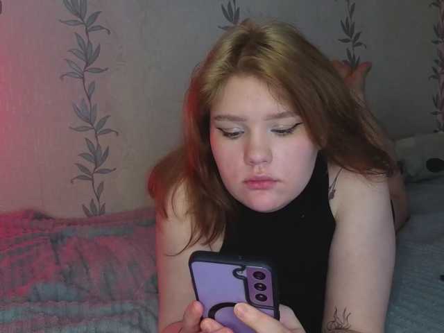 KissShine live cam on BongaCams