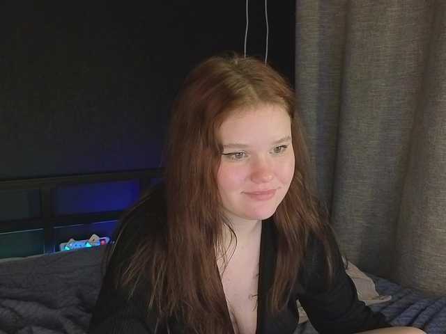 KissShine live cam on BongaCams
