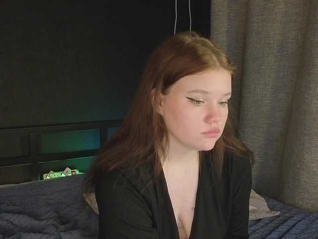 KissShine live cam on BongaCams