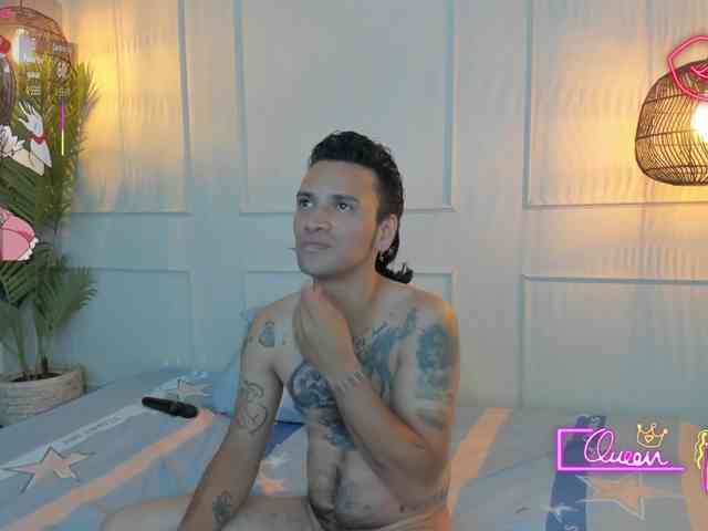 LoveVoltage webcam