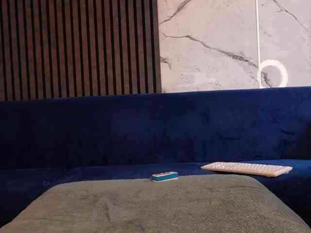 Christynne webcam
