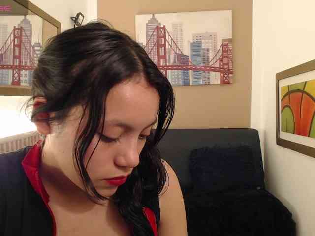 saahara-luna webcam