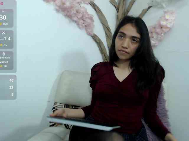 Mia-vance webcam