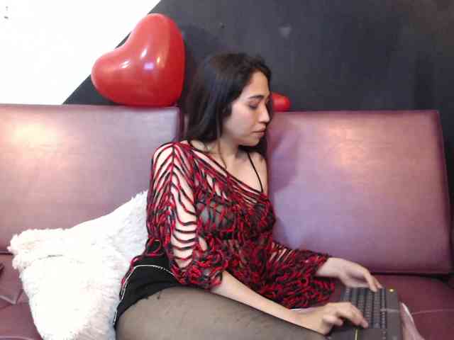 Mia-vance webcam