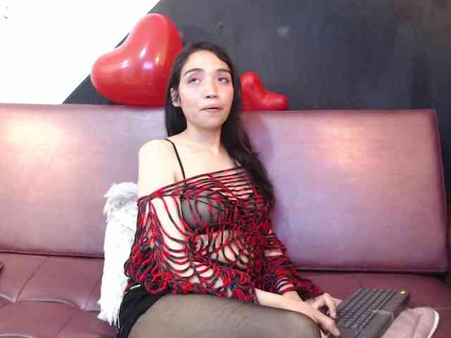 Mia-vance webcam