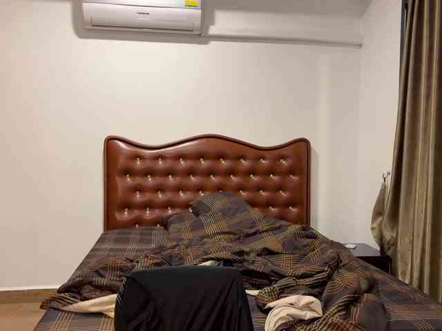 wavy_nights webcam