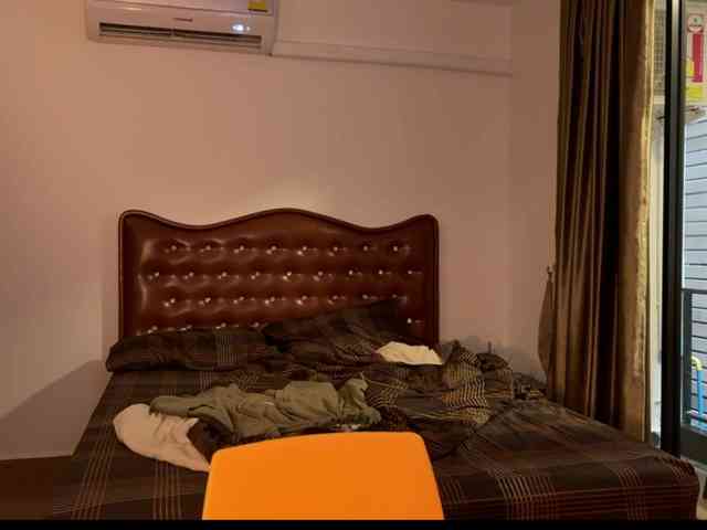 wavy_nights webcam