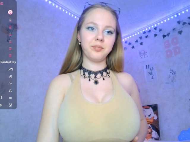 ViviVivienne live cam on BongaCams