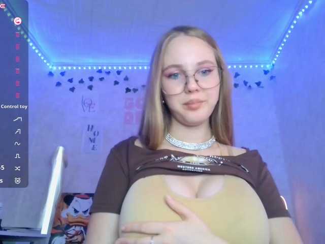 ViviVivienne live cam on BongaCams