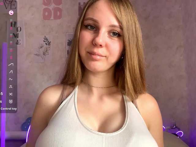 ViviVivienne live cam on BongaCams