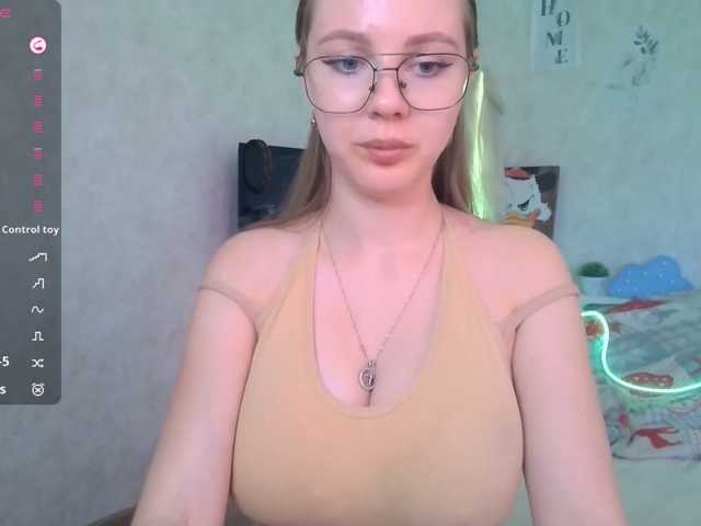 ViviVivienne live cam on BongaCams