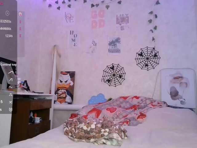 ViviVivienne, en directo ahora en BongaCams