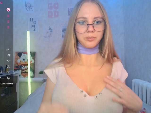 ViviVivienne live cam on BongaCams