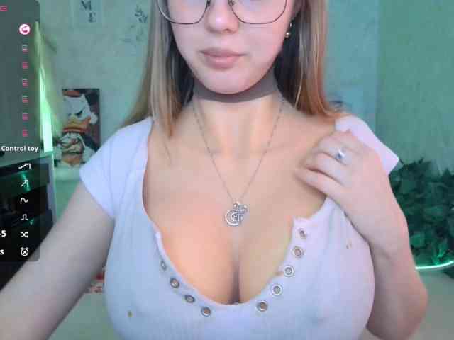ViviVivienne webcam