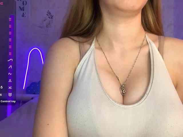 ViviVivienne webcam