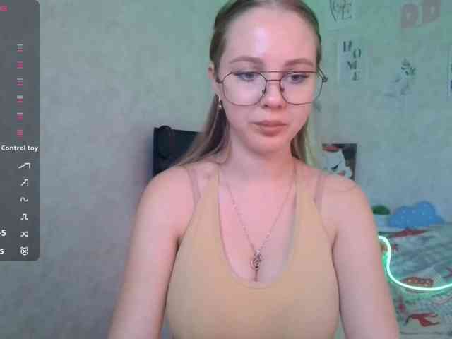 ViviVivienne webcam