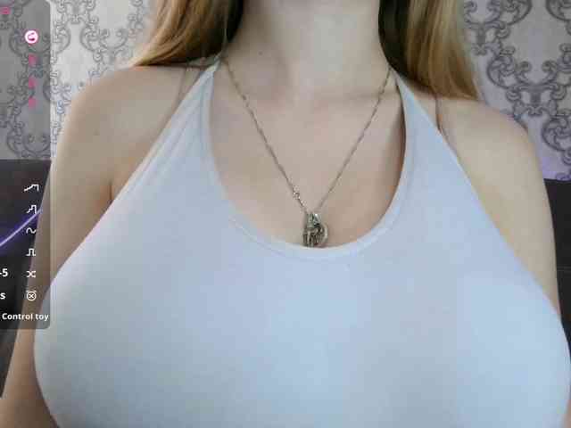ViviVivienne webcam