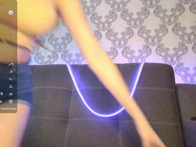 ViviVivienne webcam