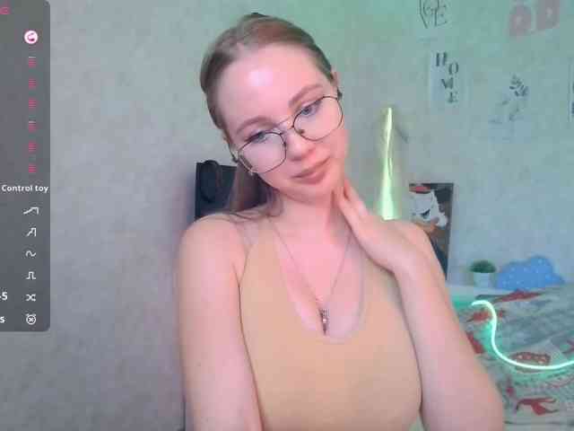 ViviVivienne webcam