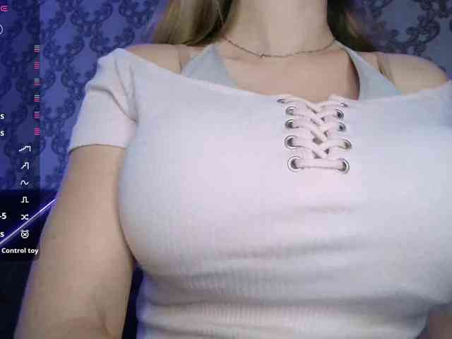 ViviVivienne webcam