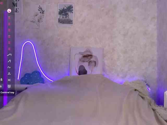 ViviVivienne webcam