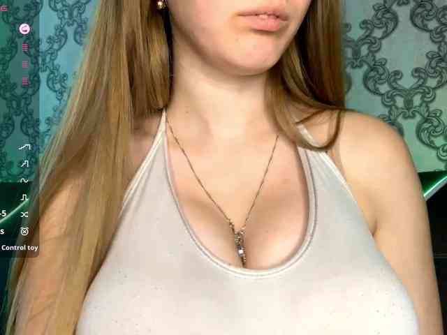 ViviVivienne webcam
