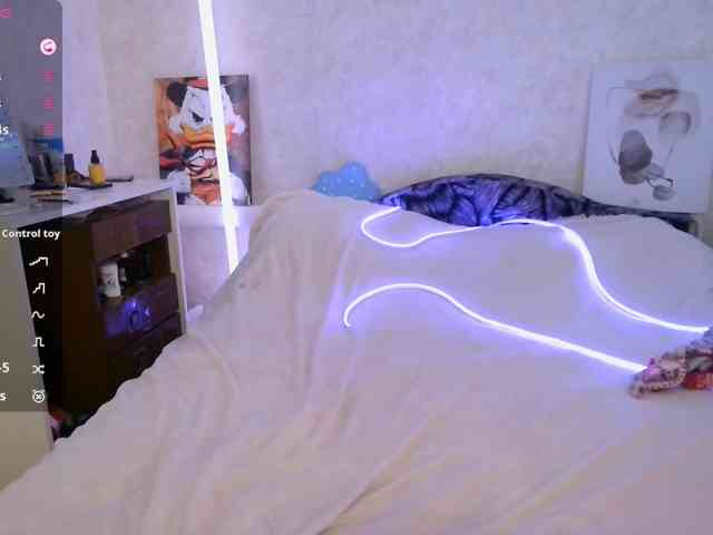 ViviVivienne webcam