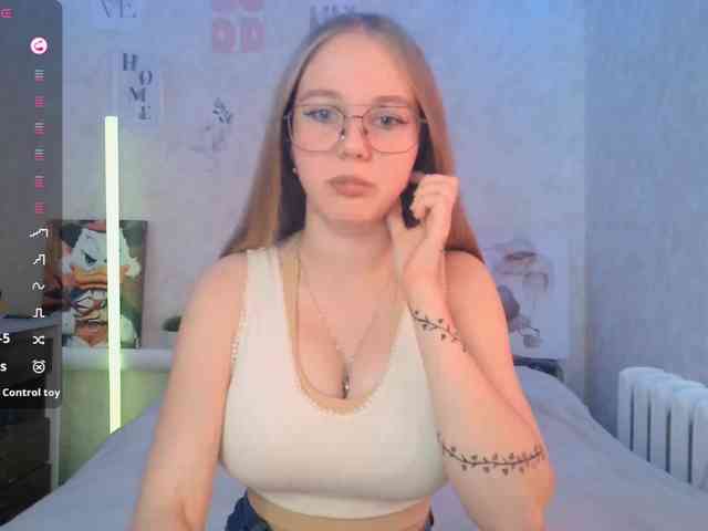 ViviVivienne webcam
