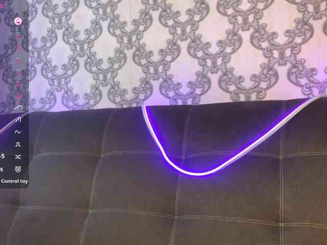 ViviVivienne webcam