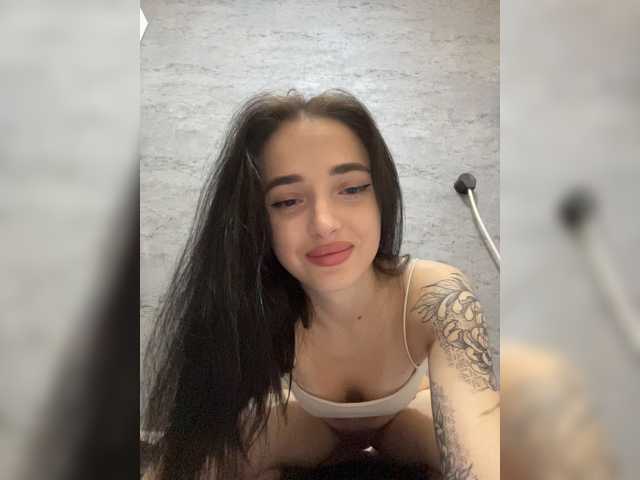 KittyRey live cam on BongaCams