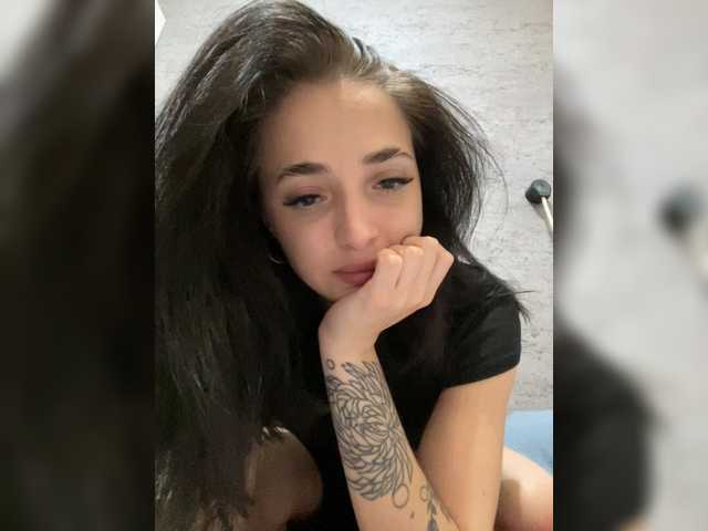MsBaby live cam preview