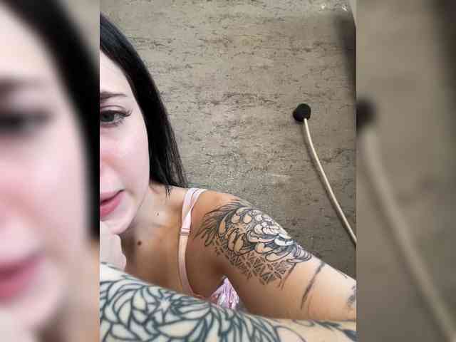 MsBaby webcam