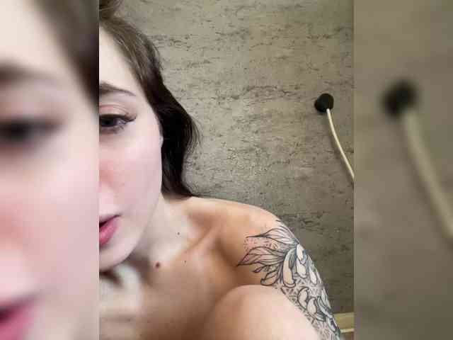 MsBaby webcam