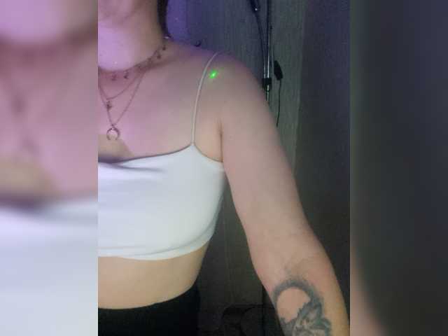 KissKiss5 live cam on BongaCams
