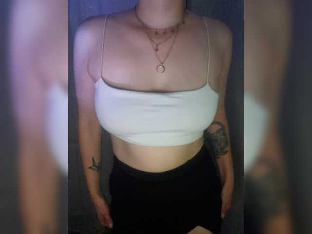 KissKiss5 live cam on BongaCams