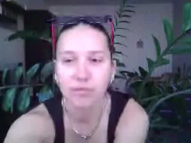 RoxaneLeaphart live cam on BongaCams