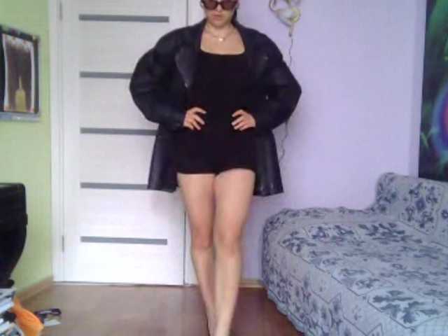 RoxaneLeaphart live cam on BongaCams