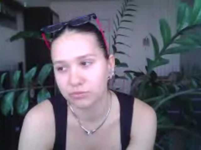 RoxaneLeaphart live cam on BongaCams