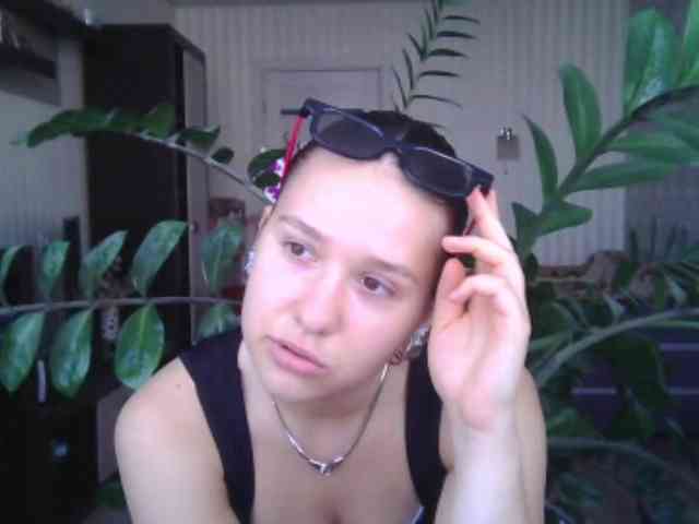 RoxaneLeaphart Live Webcam on BongaCams