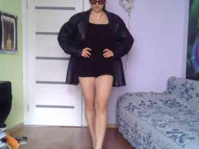 RoxaneLeaphart Live Webcam on BongaCams