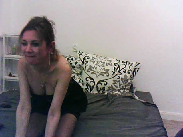 AmoraXX live cam on BongaCams