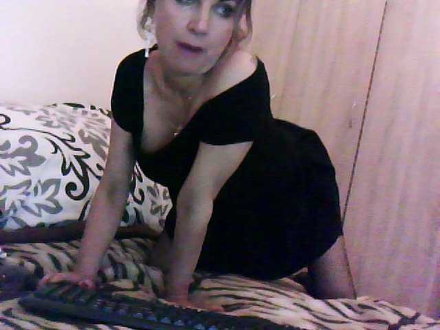 AmoraXX live cam on BongaCams