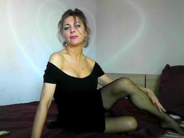 AmoraXX live cam on BongaCams