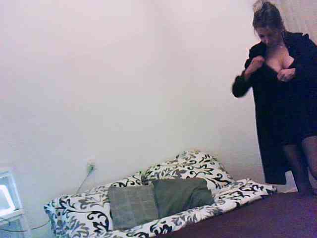 AmoraXX webcam