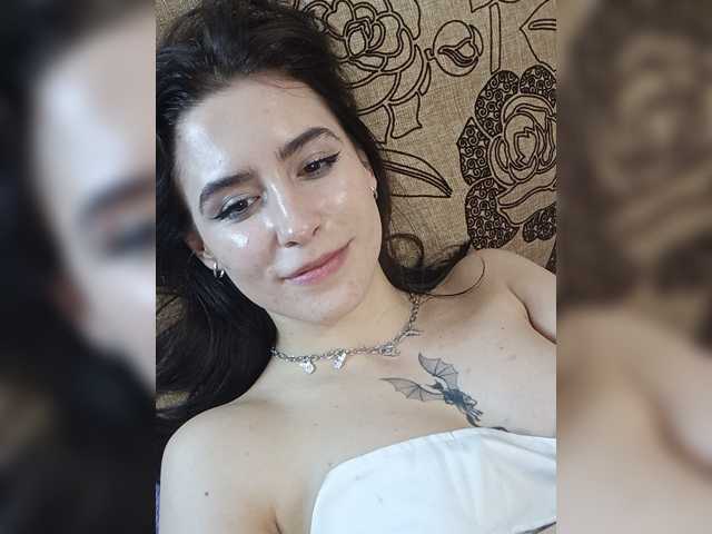 Xsska live cam on BongaCams