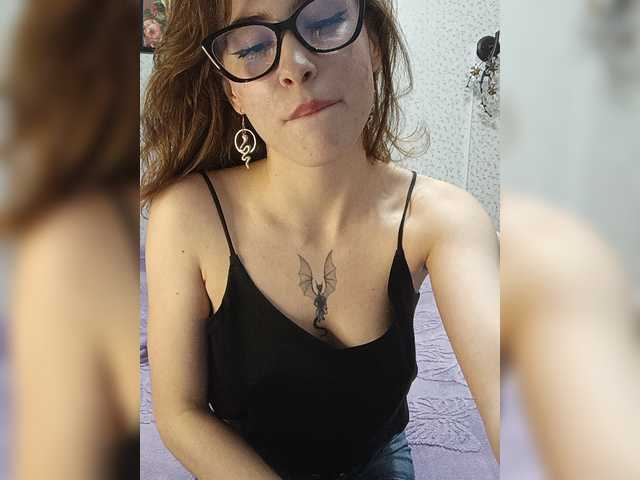 Xsska live cam on BongaCams